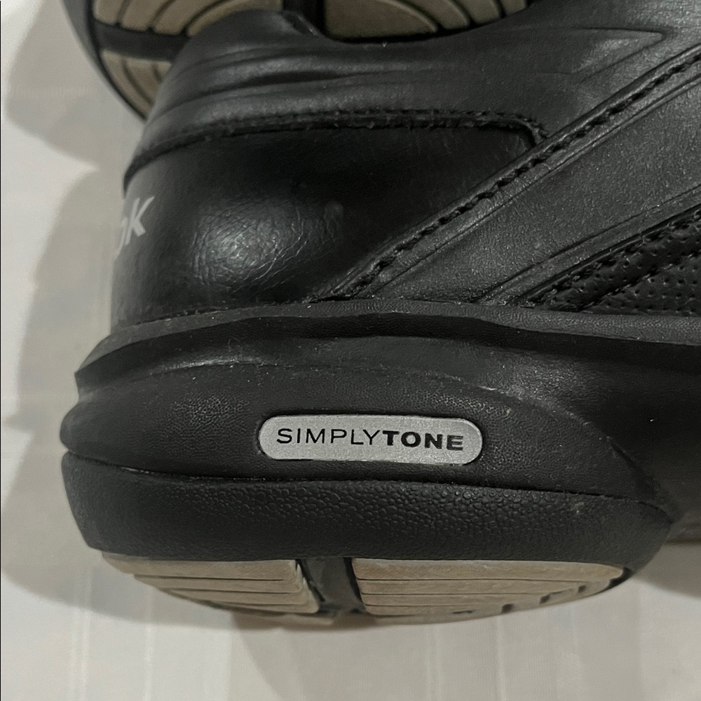 Reebok Women's Black Leather Athletic Shoes - Picture 5 of 6